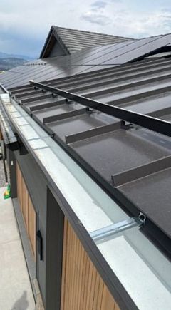 ColorGard Bar with Dark Bronze Color Strips
