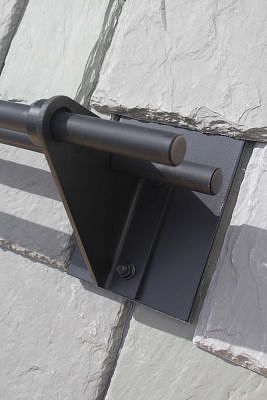 No-Flash II 2-Pipe Snow Fense System close-up